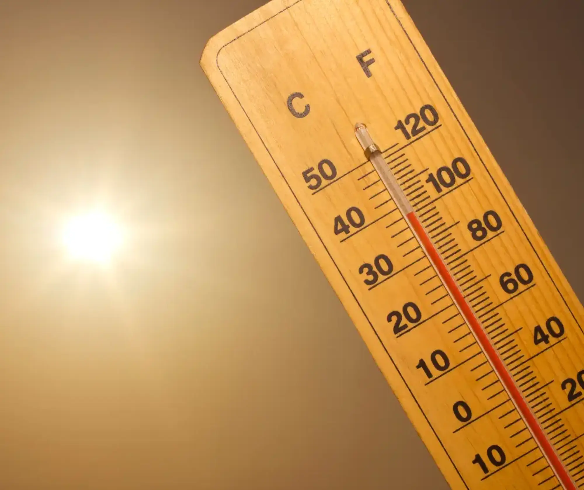 Allerta meteo per caldo intenso, martedì 4 agosto 2026