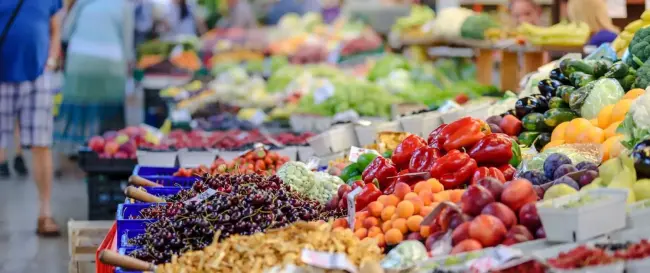 Partecipare alla procedura di miglioria dei posteggi nel mercato settimanale del giovedì 