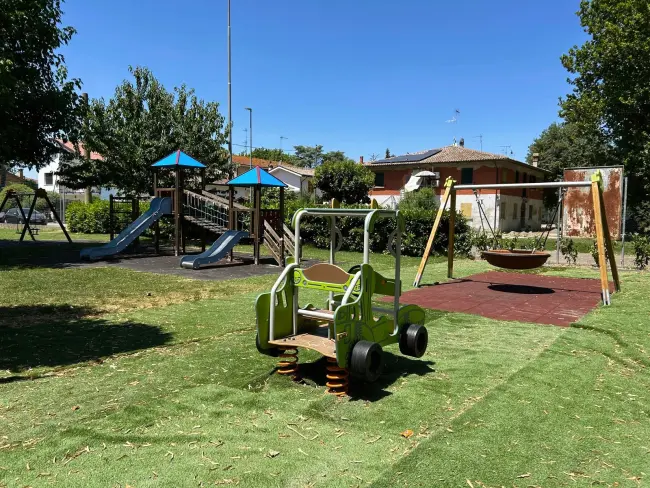 Sant’Antonio: ampliamento dell’area giochi nel parco pubblico accanto alla parrocchia