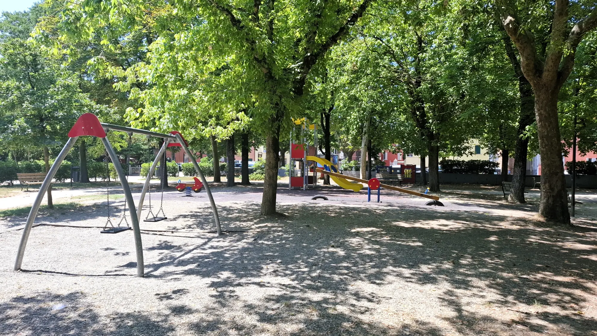 Giardini pubblici di via Oberdan: conclusi i lavori di riqualificazione e installazione dei giochi