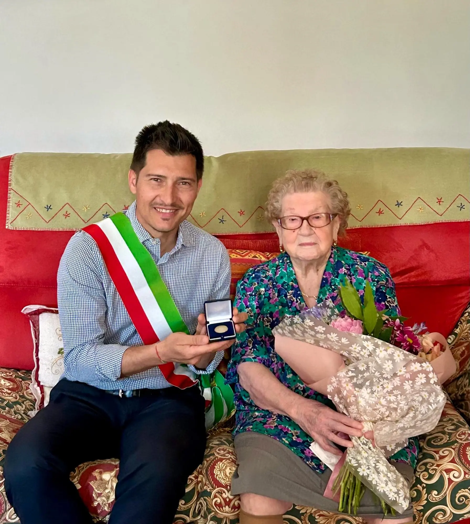 Un secolo di vita e memoria: i 100 anni di Sara Massari