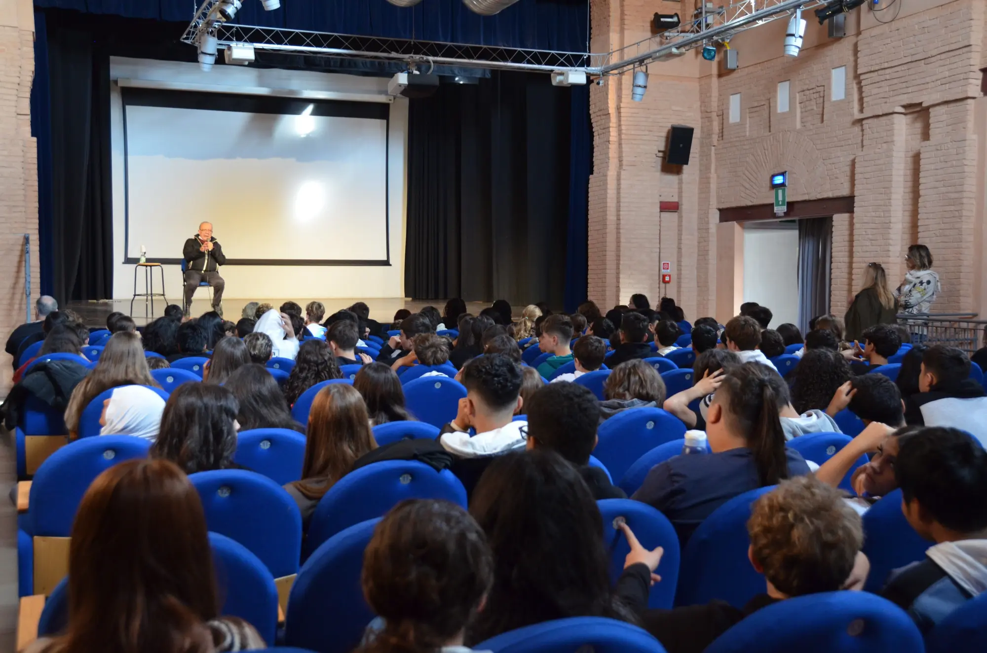 Giovanni Impastato incontra i giovani del Comune di Medicina 